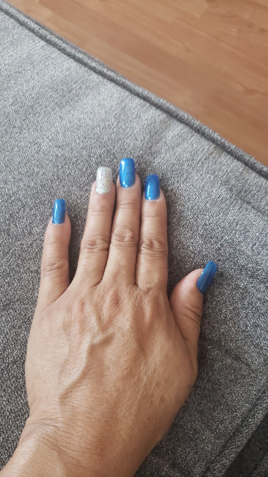 Friendly Nails